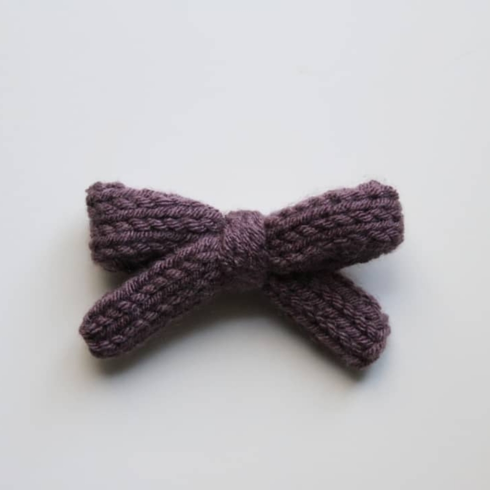 Knit hair bow / sweater bow clip set